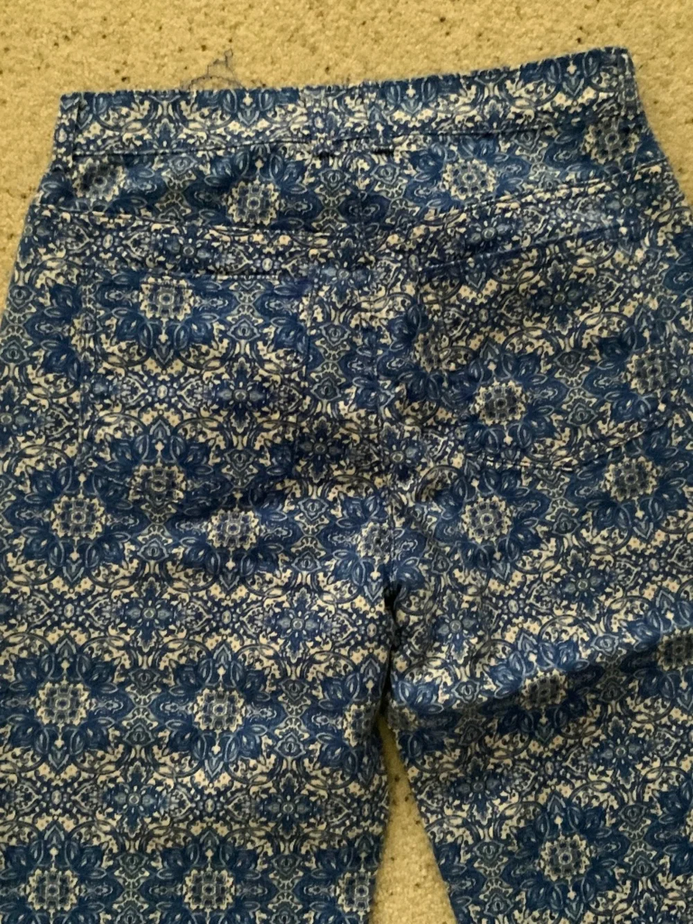 Basic Editions Vintage Womens Jeans, Sz 6, Blue Floral Medallion - Picture 4 of 6